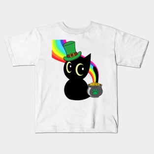 Funny black cat celebrates st patricks day Kids T-Shirt